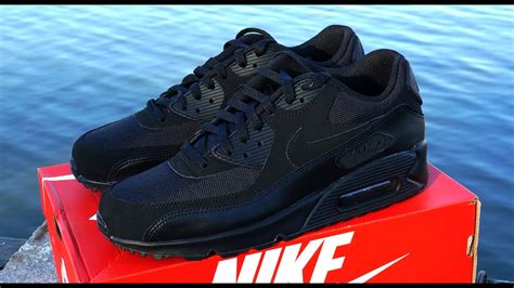 Nike Air Max 90 Essential 'Triple Black' 